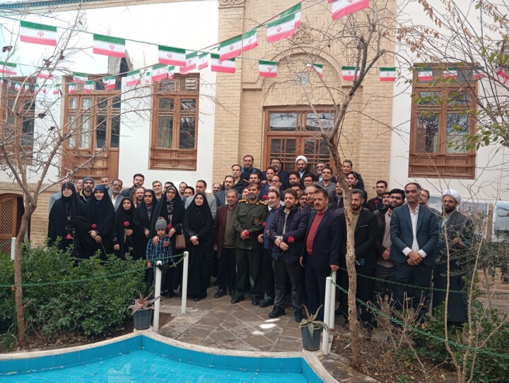 اصحاب رسانه قم با آرمانهای امام(ره) تجدید بیعت کردند