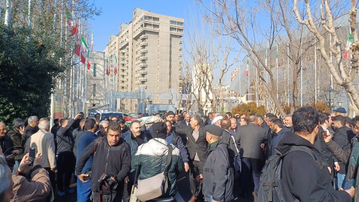 به خطر افتادن صعود استقلال در روز افشای پشتپرده تقابل دبیر و دایی