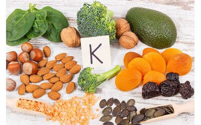 Vitamin K nədir? Faydaları, mənbələri və çatışmazlıq əlamətləri