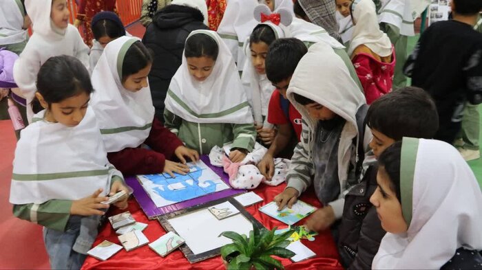 ۱۹ شهر و دهکده های بدون هدف کتابخانه FARS "یک روز با کتاب".