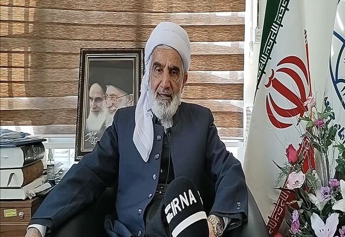 پیام تقدیر رهبر انقلاب از علمای اهل سنت کردستان و تأکید بر تقویت انسجام ملی