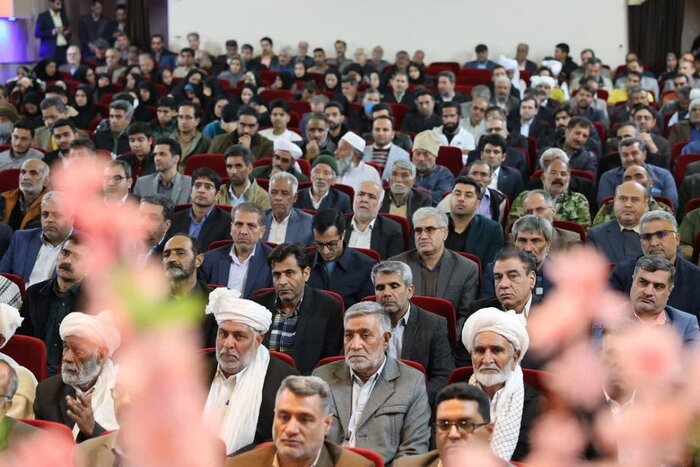 معادن مسئولیتهای اجتماعی خود را انجام دهند/ لزوم پرداخت حقوق دولتی معادن