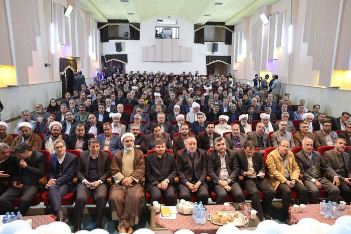 تزریق ناامیدی در جامعه بازی در زمین دشمن است