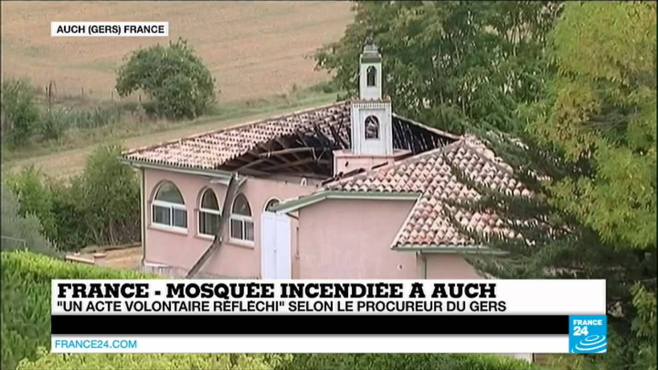 France : Les mosquées et les églises victimes des incendies criminels