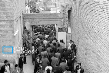 In photo: Imam Khomeini meeting with people