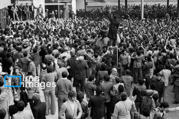 In photo: Imam Khomeini meeting with people