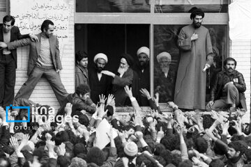In photo: Imam Khomeini meeting with people