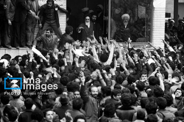 In photo: Imam Khomeini meeting with people