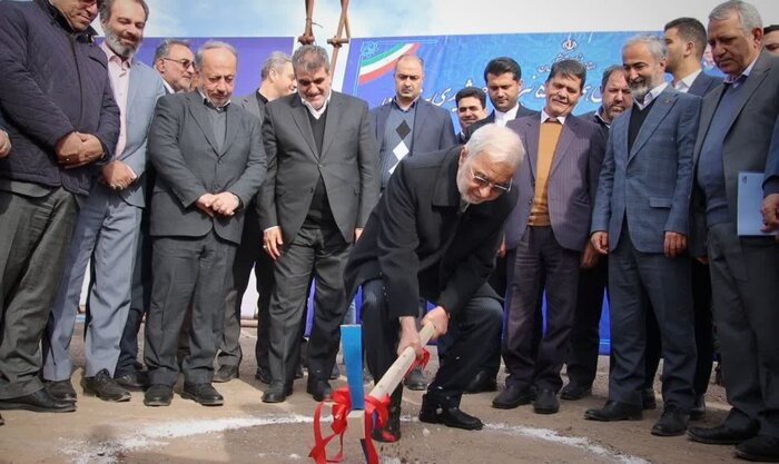 استاندار سمنان: از سرمایه‌گذاری در حوزه انرژی خورشیدی استقبال می‌شود