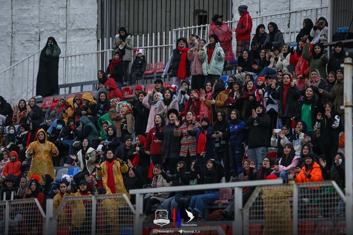 استمرار ناکامی نساجی در بازیهای خانگی و قعرنشینی با تساوی مقابل چادرملو