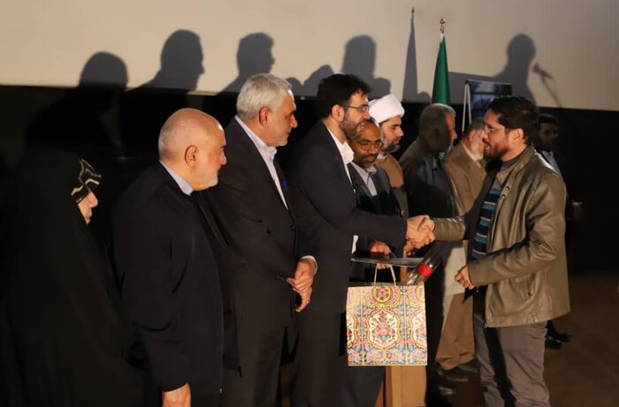 استاندار خوزستان: شهید علی هاشمی قهرمان ملی و پهلوان عرصه حماسه است 3 استاندار خوزستان: شهید علی هاشمی قهرمان ملی و پهلوان عرصه حماسه است