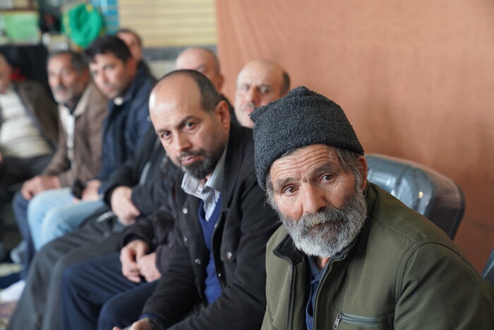 معاون رئیس جمهور در جمع اهالی روستای بقرآباد هیر حضور یافت