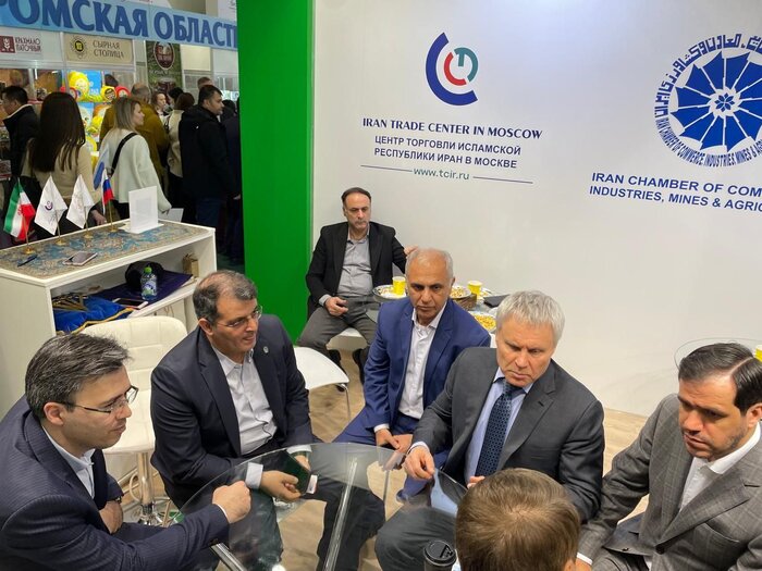 ایران و روسیه بر تداوم همکاریهای نمایشگاهی تأکید کردند