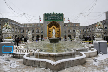 Chute de neiges à Mashhad dans le nord-est iranien