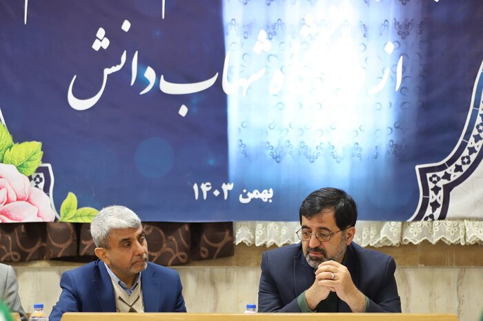 استاندار قم: دانشگاهها باید همگام با نیازهای بازار کار حرکت کنند