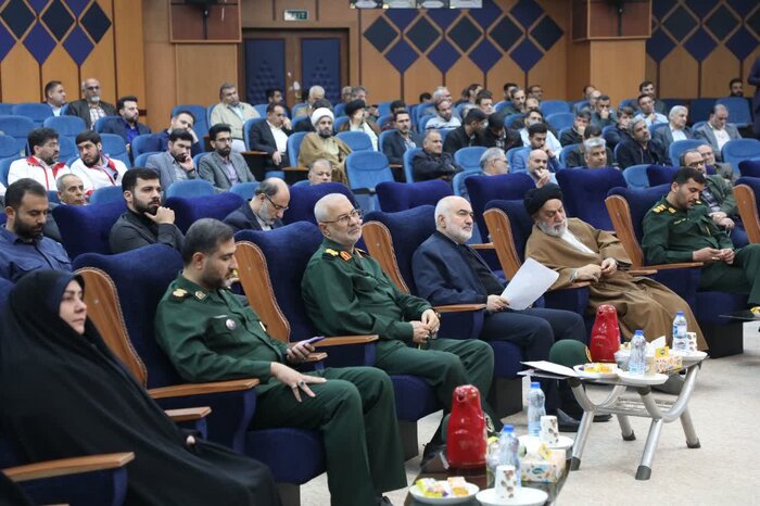 استاندار خوزستان از تلاش‌ها و مجاهدت‌های سردار فلاحی تجلیل کرد