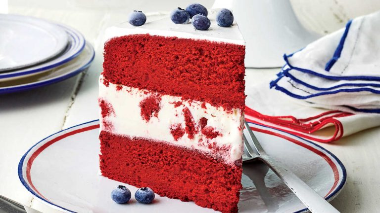 طرز تهیه کیک ردولوت ؛ یک قرمز جذاب ساده و راحت در فر و قابلمه