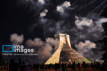 مراسم جشن و نورافشانی پیروزی انقلاب اسلامی