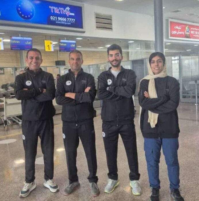 بانوی کوهنورد لارستانی درارتفاعات قله دماوند به دلیل سرما جان باخت