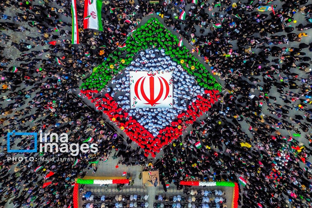 IRNA Français - L'Iran célèbre le 46e anniversaire de la Révolution ...