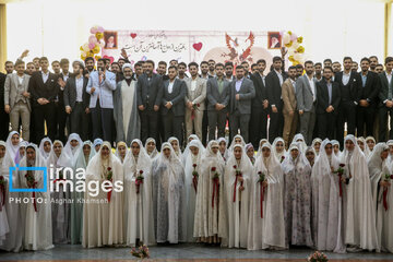 Cérémonie de mariage étudiant à l’Université militaire Imam Hossein (béni soit-il)