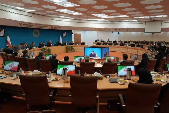 وزیر کشور: تفاوتی بین احزاب و گروههای سیاسی قائل نیستیم