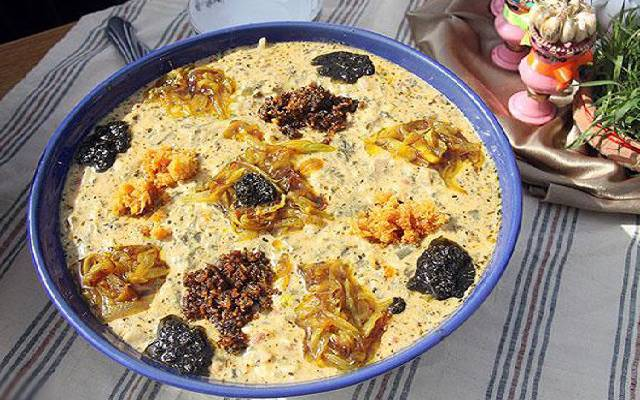 طرز تهیه آش زیره کرمان؛ طبع گرم مناسب روزهای برفی