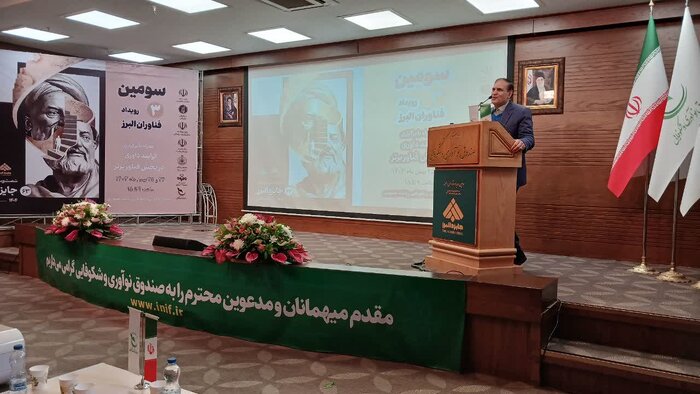 رئیس سازمان اوقاف: ما از نخبگان پشتیبانی می کنیم
