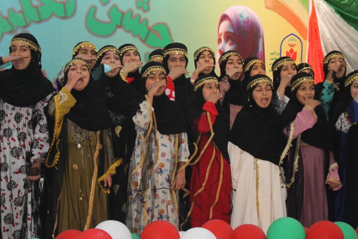 جشن تکلیف ۱۲۰۰ دانشآموز دختر شهرستان کارون برگزار شد