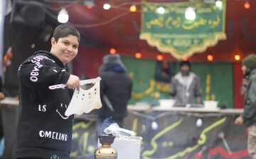 فیلم | خادمان دهه هشتادی در مسیر منتهی به جمکران