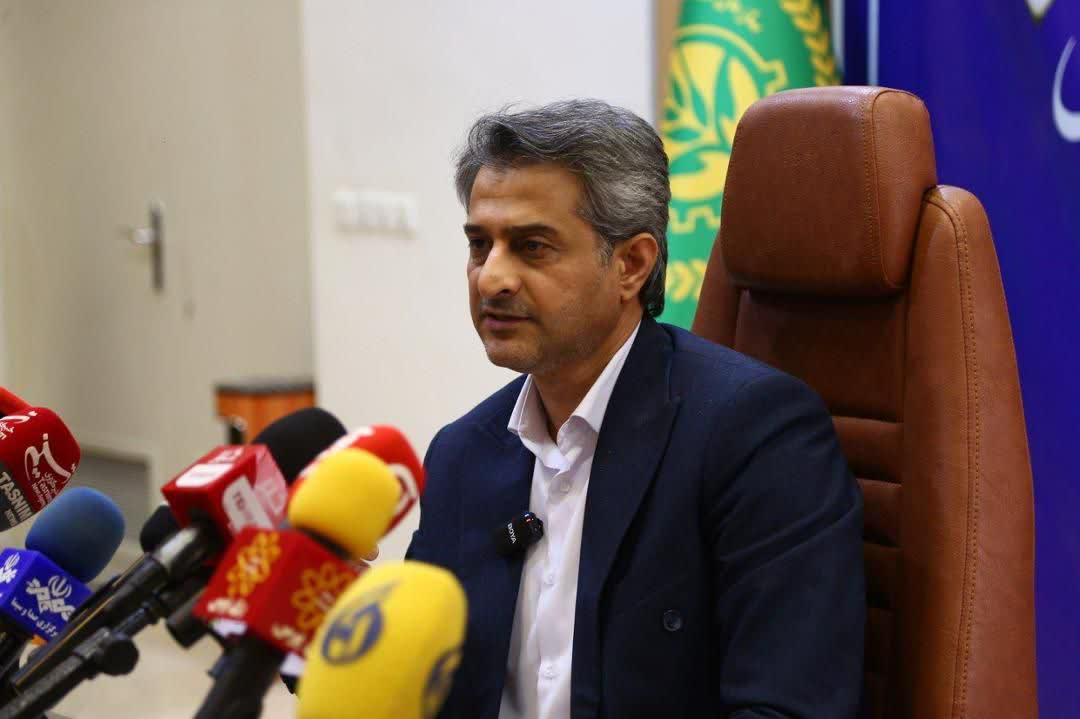 استفاده از پنل های خورشیدی درگلخانههای استان تهران باعث افزایش درآمد بهره برداران می شود