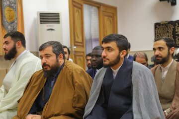 آیین عمامه‌گذاری طلاب حوزه علمیه قم همزمان با نیمه شعبان
