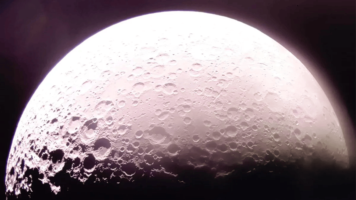 سلفی روح آبیرنگ با زمین، قبل از فرود روی ماه