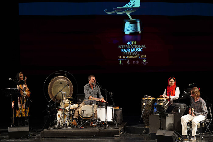 نوازنده هلندی: موسیقی بیش از هر زبانی ملیتهای مختلف را به هم نزدیک میکند