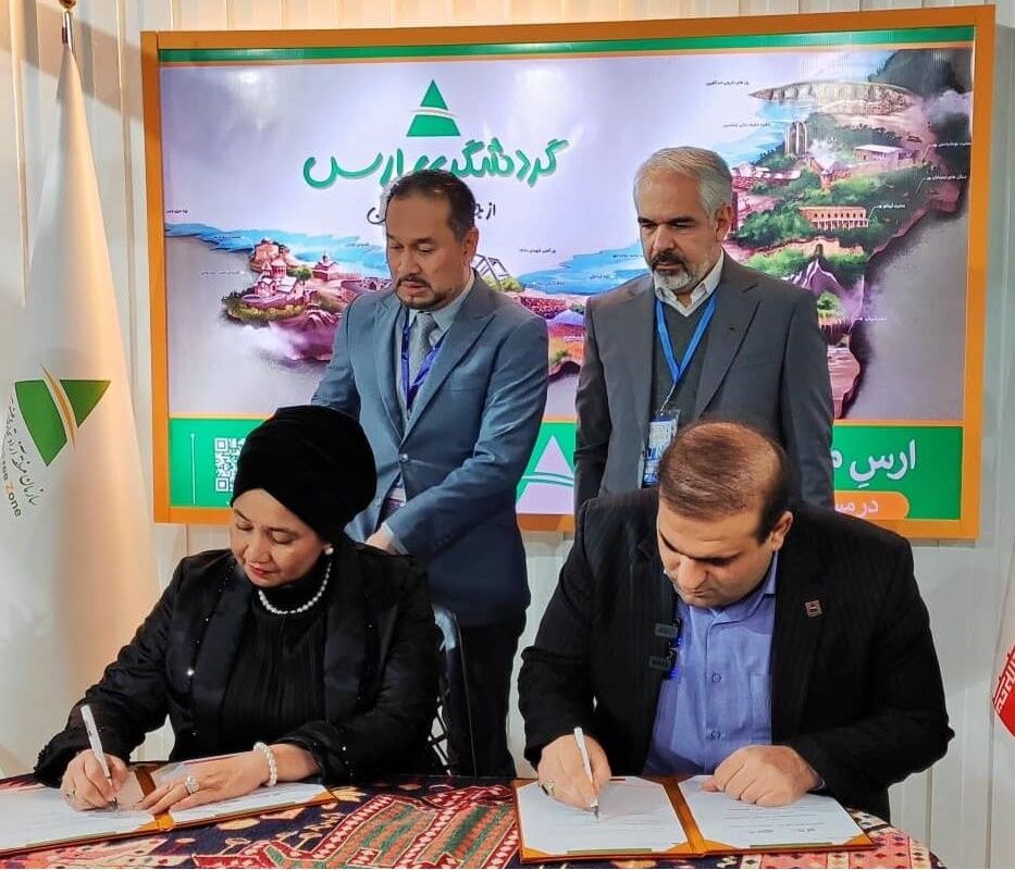  منطقه آزاد ارس و لنکاوی مالزی تفاهم نامه همکاری امضا کردند منطقه آزاد ارس و لنکاوی مالزی تفاهم نامه همکاری امضا کردند