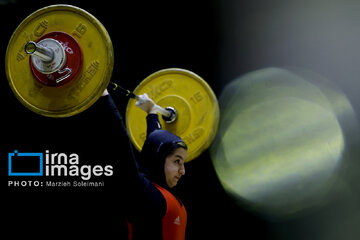 Iran women’s weightlifting league finals