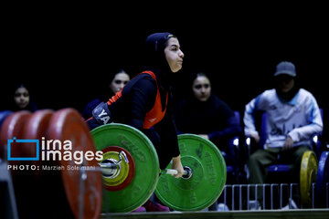 Iran women’s weightlifting league finals