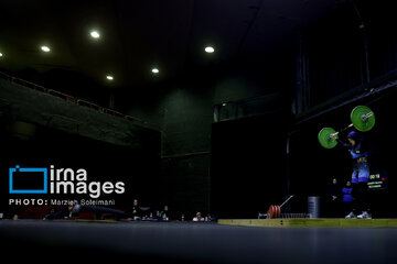 Iran women’s weightlifting league finals
