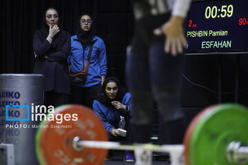 Iran women’s weightlifting league finals