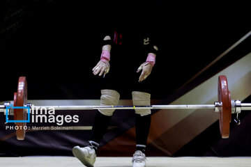 Iran women’s weightlifting league finals