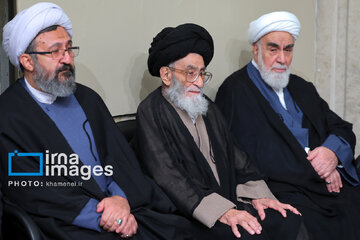 Iran’s Leader meets people of East Azarbaijan Province