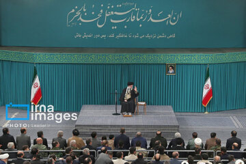 Iran’s Leader meets people of East Azarbaijan Province