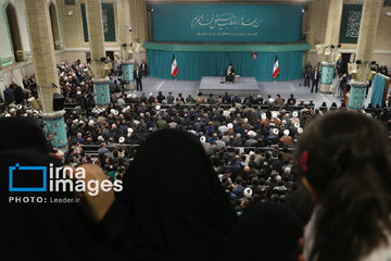 Iran’s Leader meets people of East Azarbaijan Province