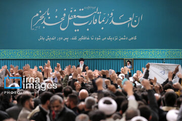 Iran’s Leader meets people of East Azarbaijan Province