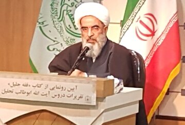 فاضل لنکرانی:رسانه‌ها اندیشه امام راحل پیرامون بانوان را تحلیل کنند