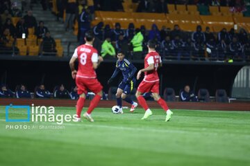 توقف مقابل ذخیره‌های النصر؛ صعود پرسپولیس به باخت استقلال گره خورد!