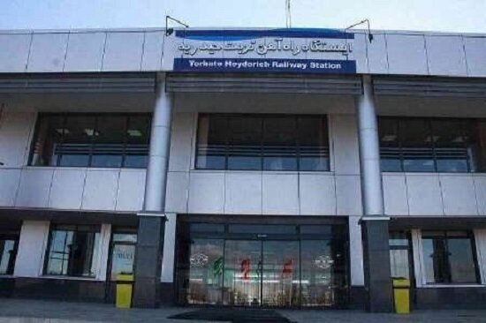 ایستگاه راهآهن تربت حیدریه، با دسترسی نه چندان آسان