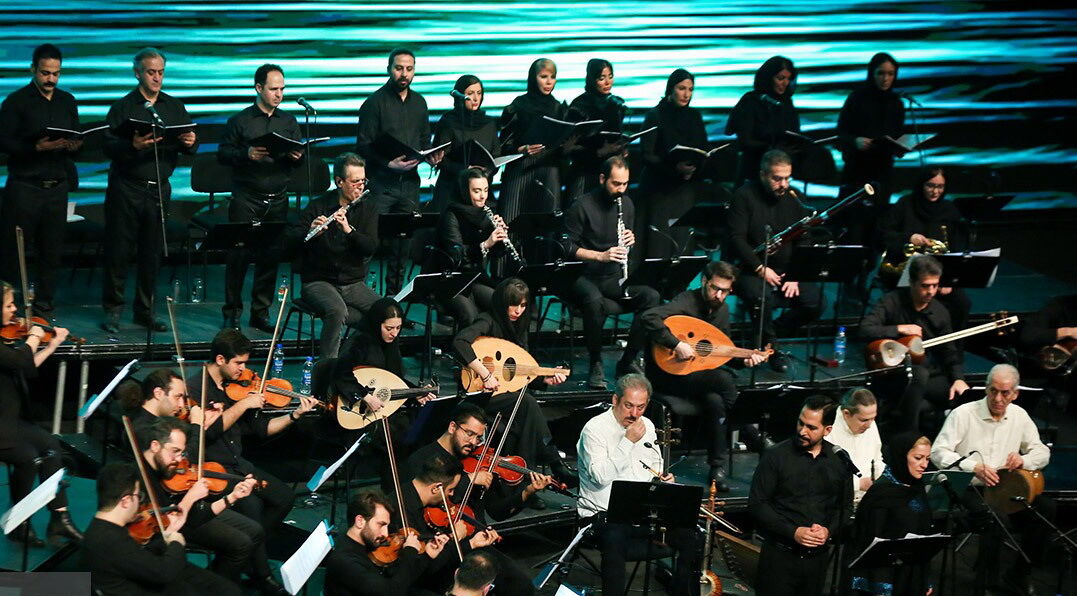 تمدید «آتش زنده» کامکارها و اجرای «نغمههای زمین» تمدید «آتش زنده» کامکارها و اجرای «نغمههای زمین»