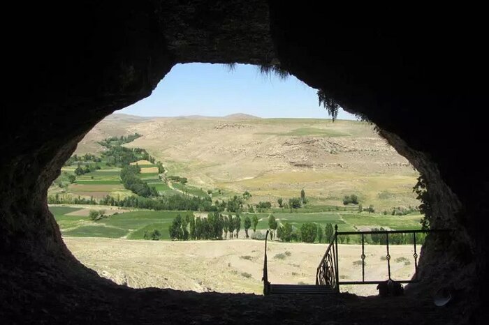 مجموعه صخرهای بیبیکند شاهیندژ؛ شاهکاری از معماری کهن