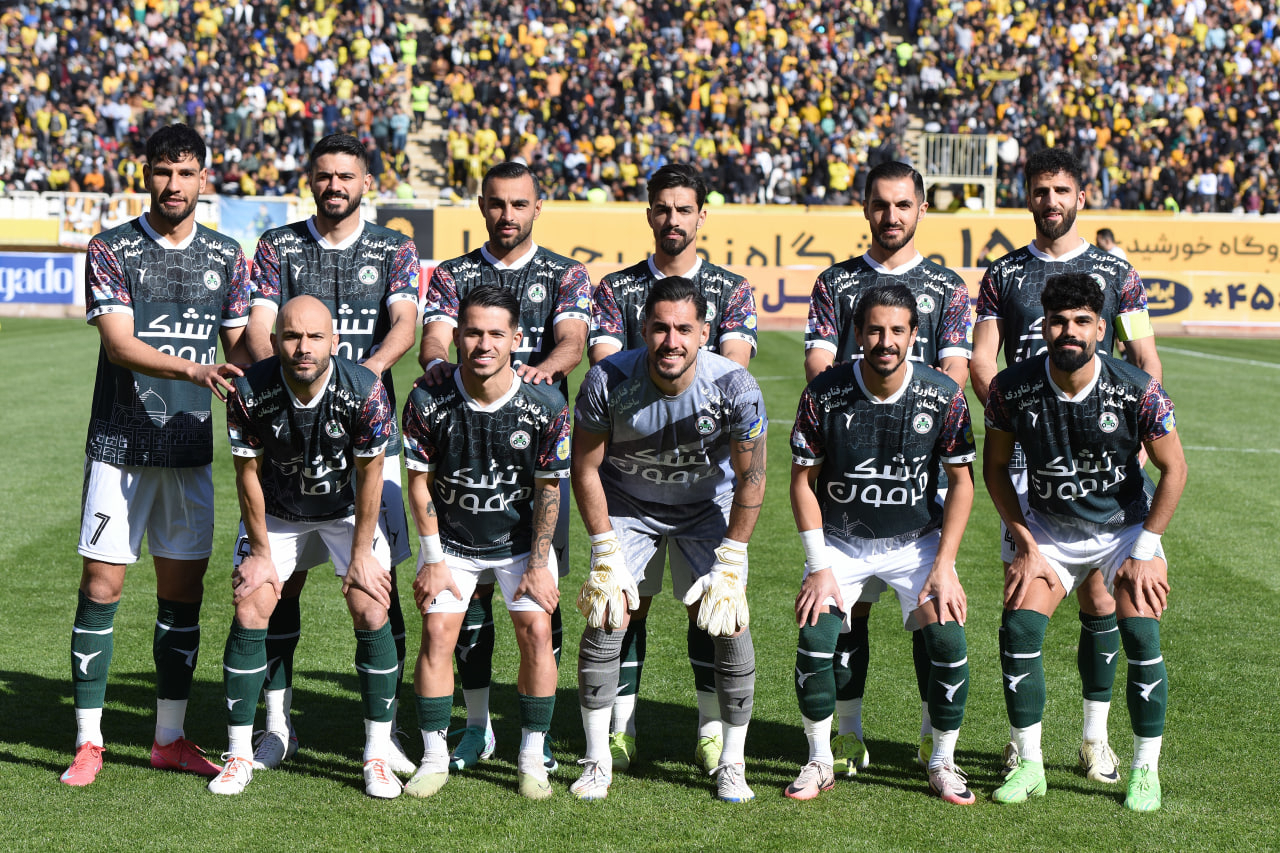 برتری پرگل سپاهان در دربی اصفهان؛ صعود به صدر با عبور از ذوبآهن